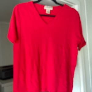 🎸3 for $15🎸SAG HARBOR v neck t-shirt